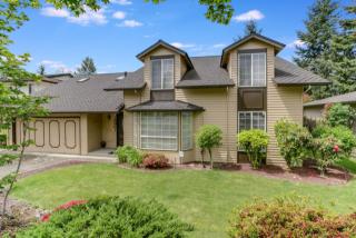 16961 157th Ave, Seattle, WA 98058-8635