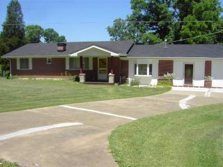 1074 Bear Run Rd, Addison, OH 45631-8940
