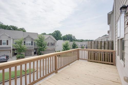 7060 Elmwood Ridge Ct, Atlanta GA  30340-1873 exterior