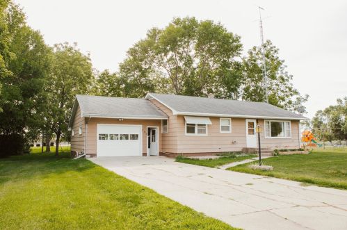 302 Ward St, Alberta, MN