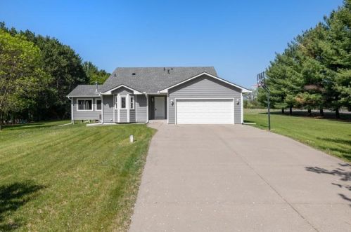 25682 142nd St, Zimmerman, MN 55398-8661