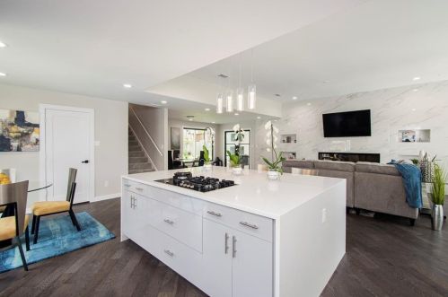 7101 Claybrook Dr, Dallas TX  75231-5605 exterior