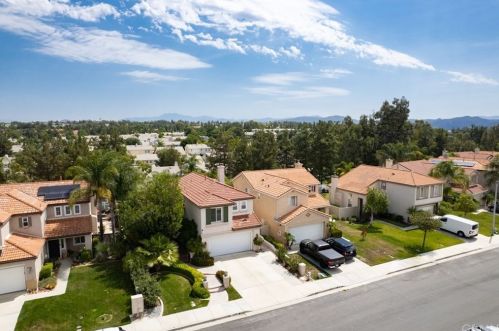 43700 Calabro St, Temecula CA  92592-4327 exterior