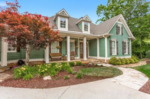 127 Laurelwood Ln, Dahlonega, GA 30533-7117