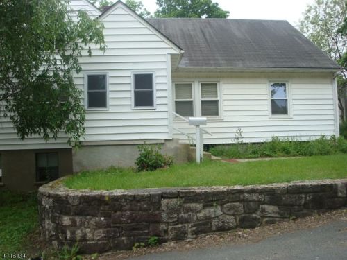 2 Breen Dr, Wantage, NJ 07461-2502