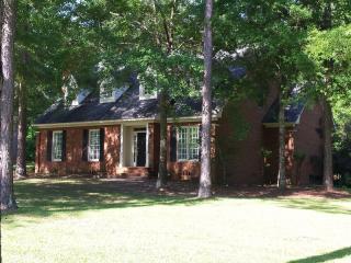 101 Plantation Dr, Chula, GA 31733-4360