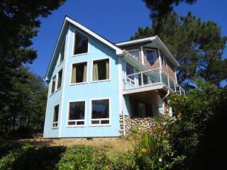 25 Spindrift St, Yachats, OR