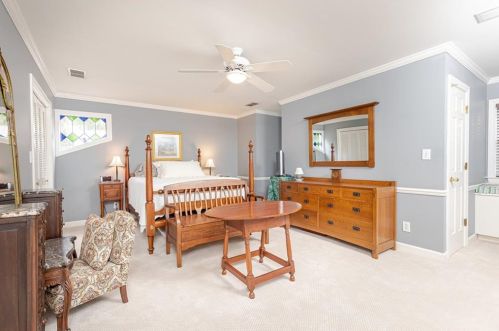 675 Fair Oaks Mnr, Atlanta GA  30327-4364 exterior