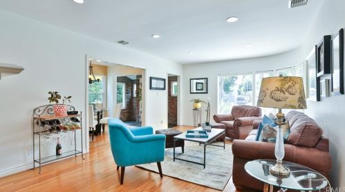 227 Western Ave, Glendale CA  91201-2829 exterior