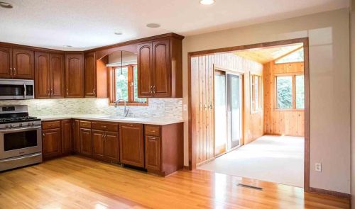 15720 7th Ave, Minneapolis MN  55447-3715 exterior
