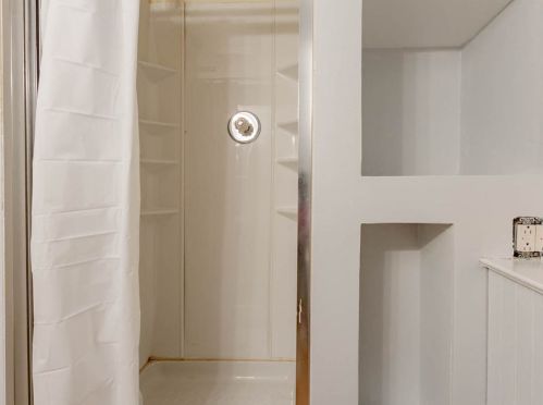 305 Lyons Dr, Lemont IL  60440-1852 exterior