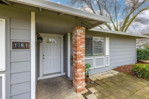 118 Del Rio Cir, Vacaville, CA 95687-4827