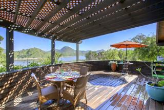 9758 Redwood Ln, Escondido, CA 92029-7634