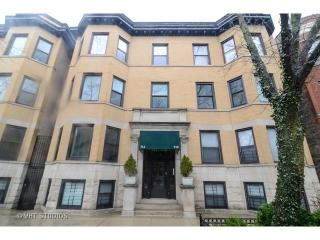 712 Cornelia Ave, Chicago, IL 60657-2400