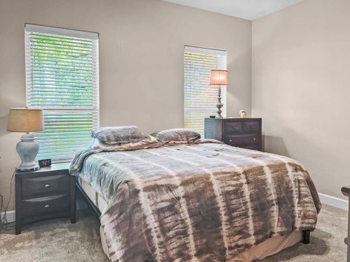 21611 Chenango Lake Dr, Angleton TX 77515-6664 exterior