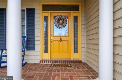 874 Pheasant Hill Rd, Summit Point WV  25446-3634 exterior