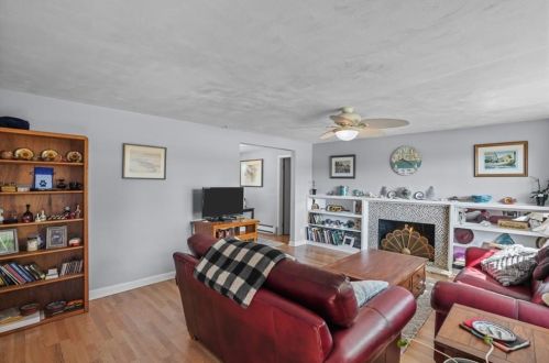 45 Honeysuckle Rd, Warwick RI  02888-5503 exterior