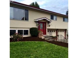 795 3rd St, Damascus OR  97030 exterior