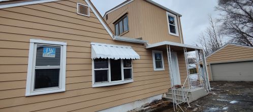 504 Gilbert Ter, Rockford, IL 61115-2421