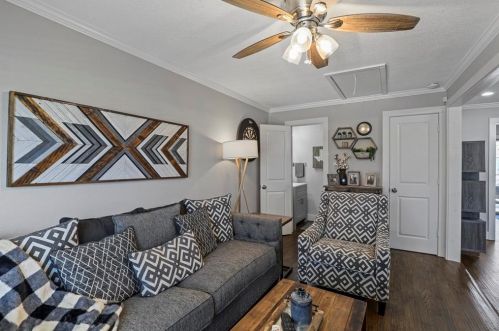 2725 Ryan Ave, Fort Worth TX  76110-3029 exterior