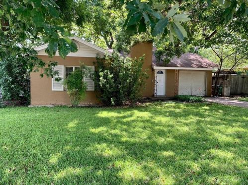 1725 38th St, Austin, TX 78722-1201