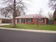 951 Ursula St, Denver CO  80011-6658 exterior