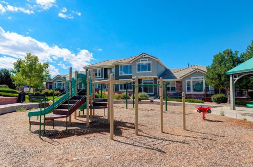 14694 Crestridge Dr, Aurora CO 80015-4207 exterior