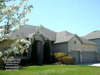 194 Amherst Cir, Oswego, IL 60543-5200