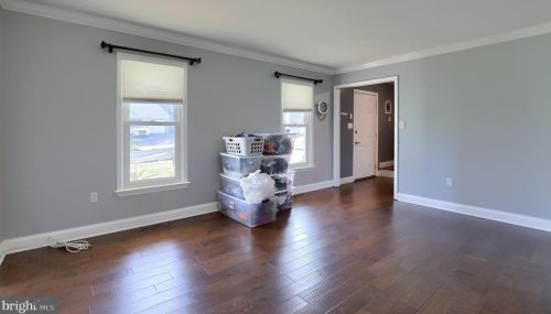 1551 Dunmore Dr, Lancaster PA  17602-1247 exterior