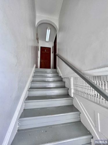 329 Park Ave, Paterson NJ  07504-2227 exterior