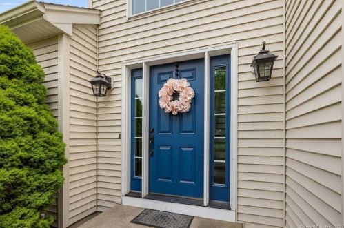 56 Hitching Post Dr, Southington, CT 06489-2852