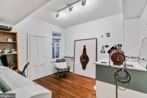 1307 Ellsworth St, Philadelphia PA  19147-4415 exterior