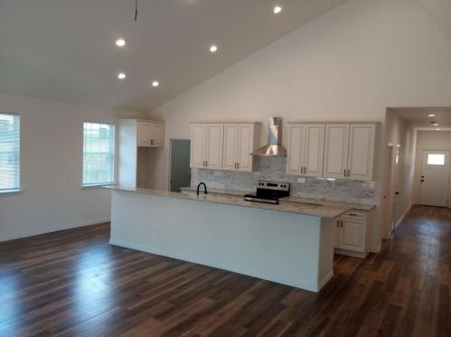 941 Jessamine St, Fort Worth TX  76110-2644 exterior