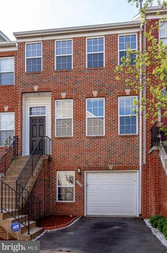 13308 Zachary Taylor Cir, Herndon, VA 20171-3197