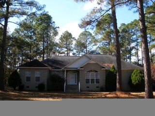 358 Pinewood Dr, Parlers, SC 29142-9438