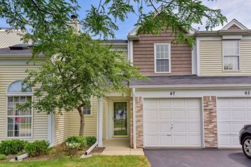 47 Oltendorf Rd, Streamwood, IL 60107-1415