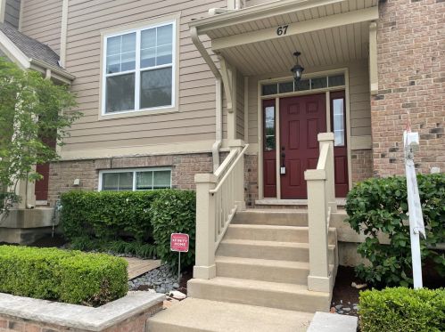 67 7th St, Geneva, IL 60134-2113