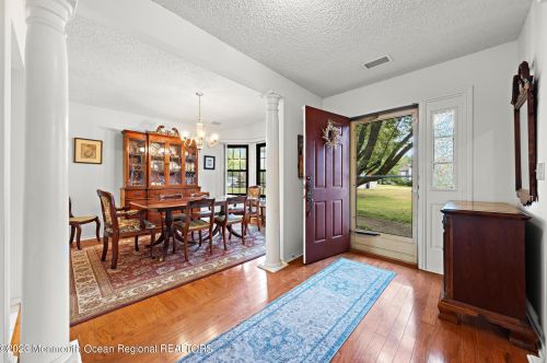 95 Old Orch Ln, Tinton Falls NJ 07712-2569 exterior