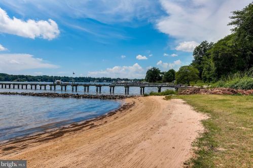 1 Rdg Rd, Severna Park MD 21146-4538 exterior