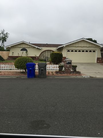 2751 Pauline Way, Oceanside, CA 92056-3370