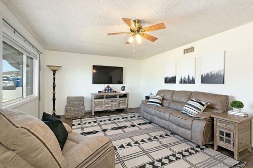 1631 Garywood St, El Cajon, CA 92021-1116