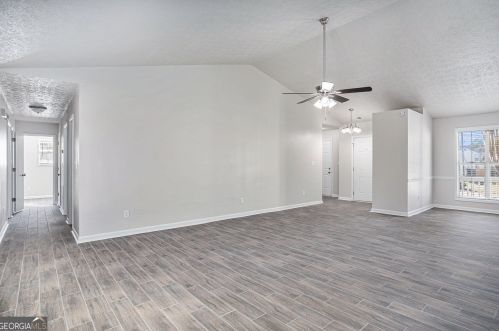 5858 Mistyview Dr, Rex GA 30273-1153 exterior