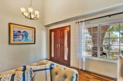 1527 Wakefield Ave, Anaheim CA  92802-3925 exterior