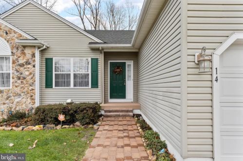 14 Morningstar Ct, Erial, NJ 08081-4926
