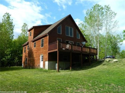14 Hideaway Ln, Bethel, ME 04217-4937