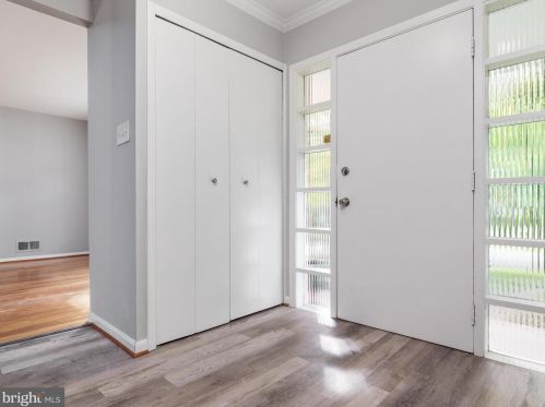 806 Downs Dr, Silver Spring MD 20904-2025 exterior