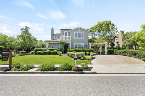 136 Regent Dr, Los Gatos, CA 95032-5042