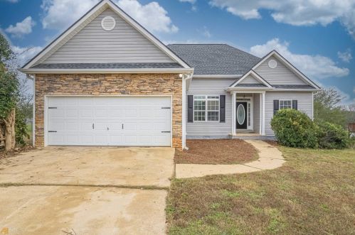 221 Polar Ln, Carrollton, GA 30117-4981