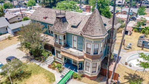 3121 Mulberry St, Riverside CA  92501-2939 exterior