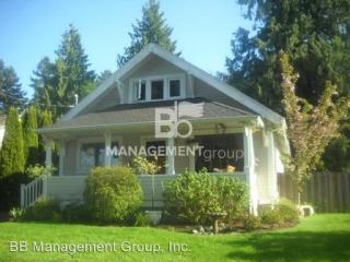 5922 Nevada Ct, Portland OR  97219-1252 exterior